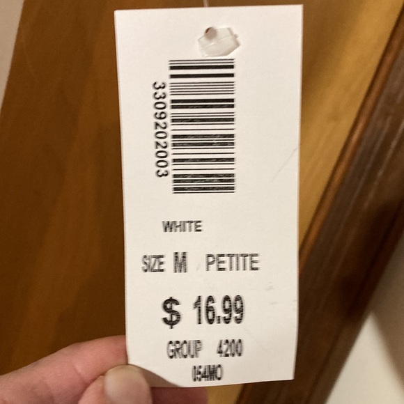 ‼️SOLD‼️Ladybug tee - Picture 3 of 4